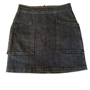 LOFT Structured Denim Mini Skirt Size 4 Exposed Back Zip Stretch Dark Wash